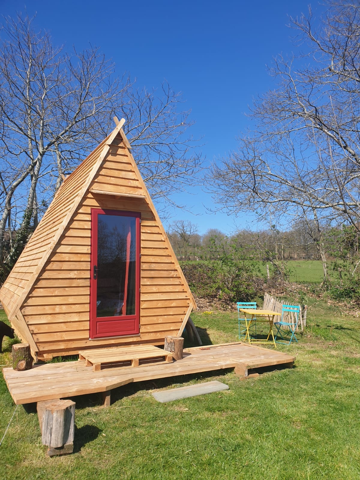 Le cotin, la cabane pointue