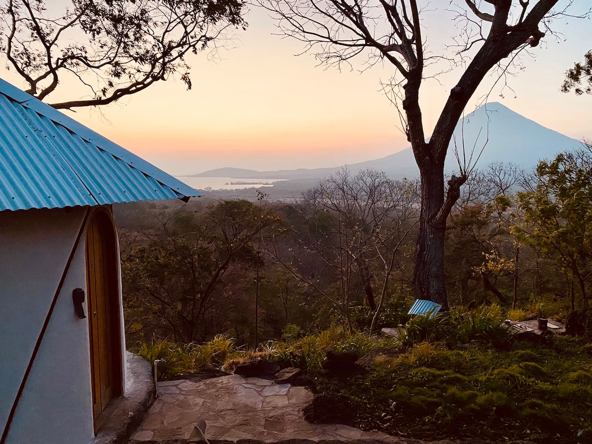 Magical cabin on Ometepe