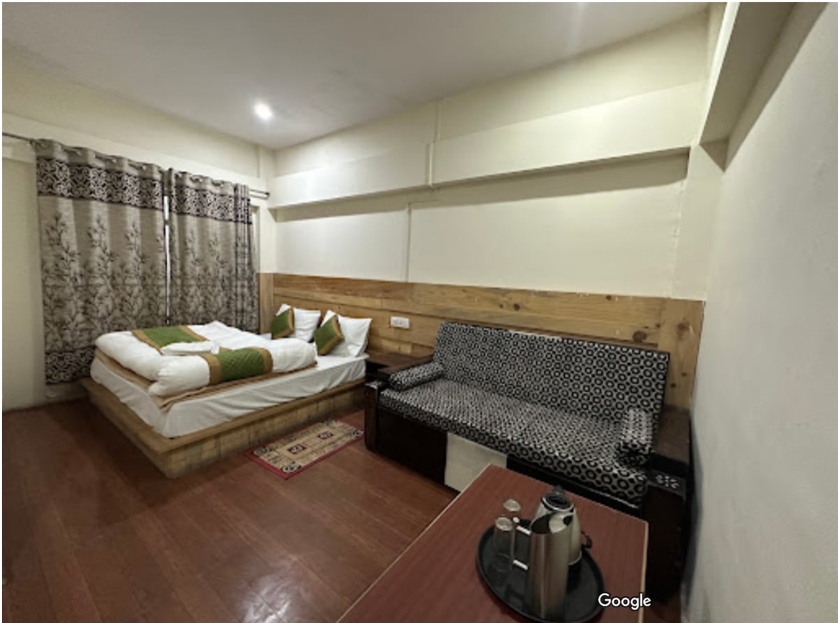 luxury stay for 2/3 @ Badrinath
