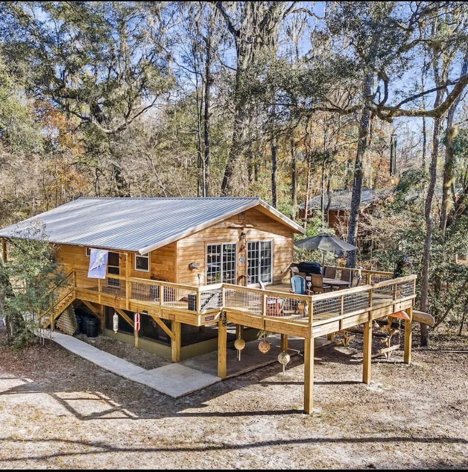 The Confluence Cabin