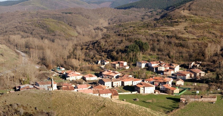 Alarcia Casa rural Barbacoa10+2 plazas  S. Demanda