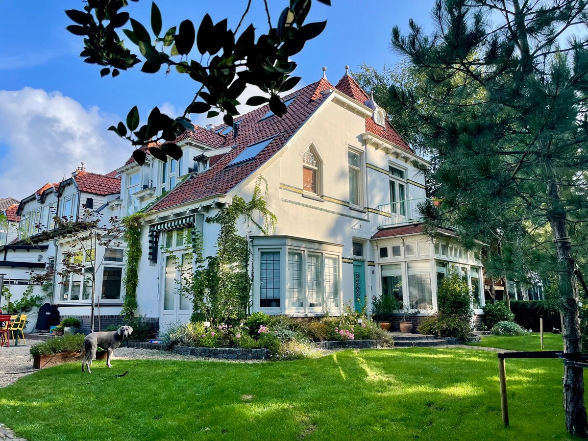 Family home 20min from Amsterdam