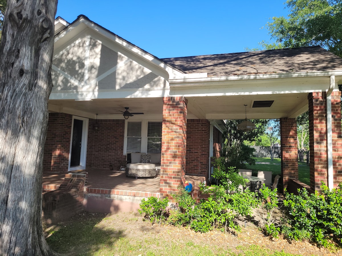 Historic Century Old Home Near Downtown