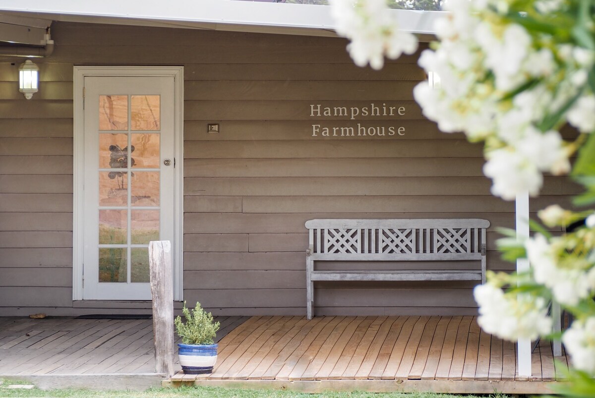 Hampshire Farmhouse Southern Forests WA