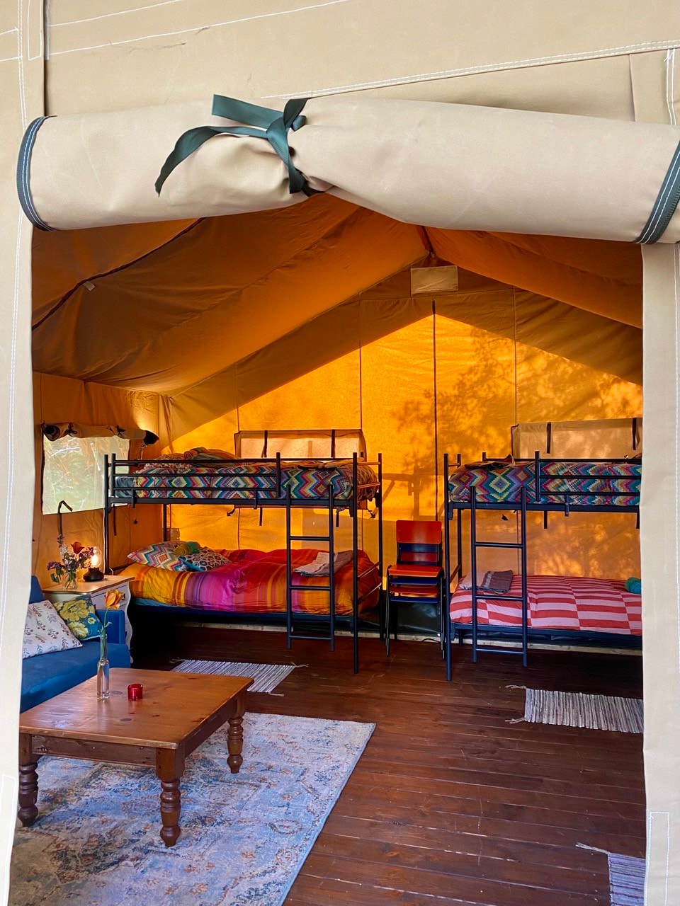 Spacious group tent sleeps 6