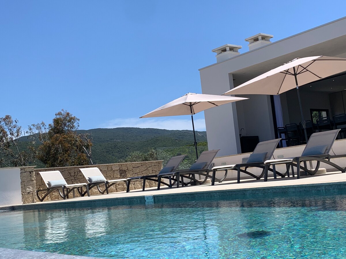 Villa Rivoli, vue mer, piscine