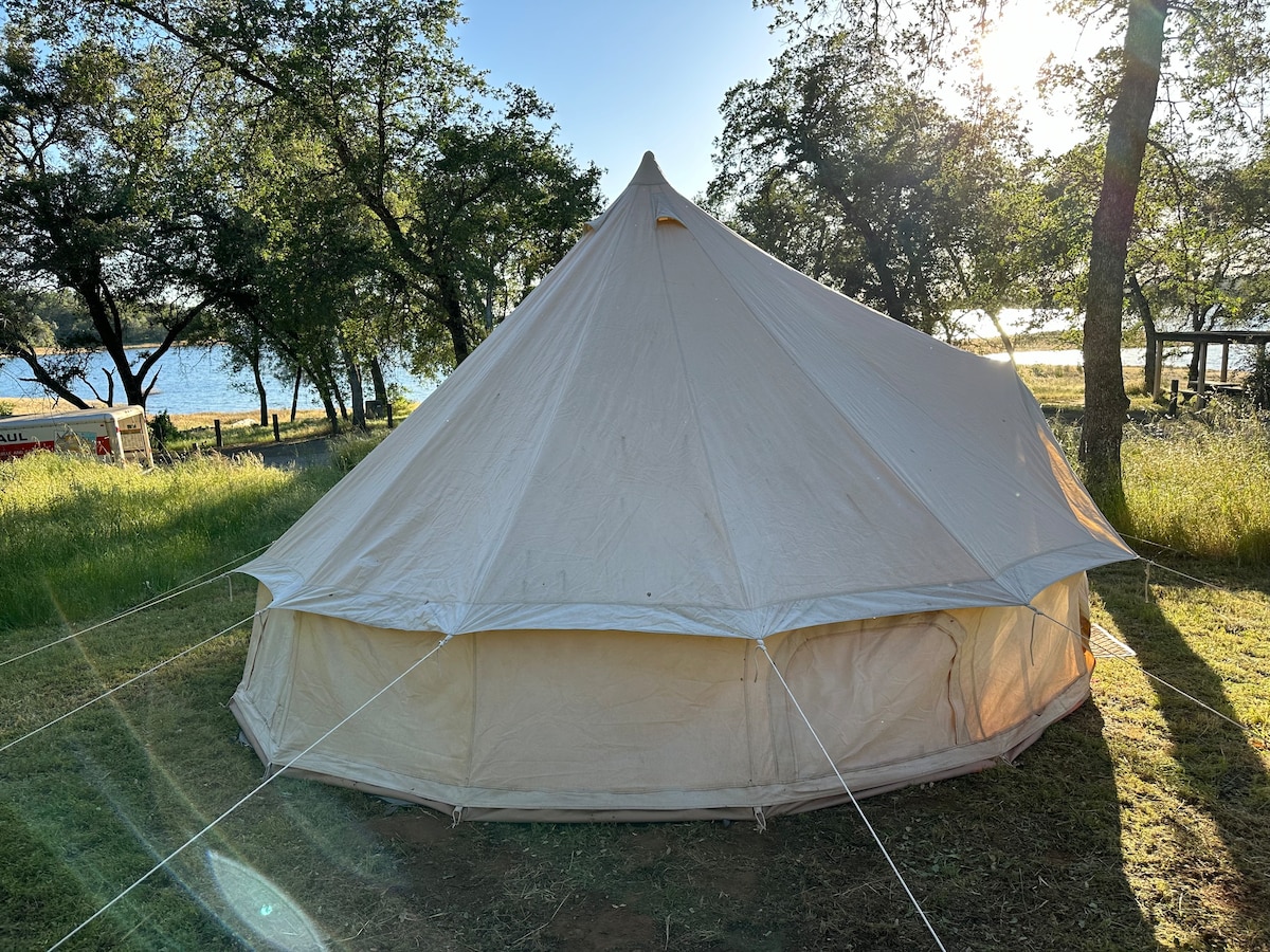 Peninsula Campground-Folsom Lake Site 77