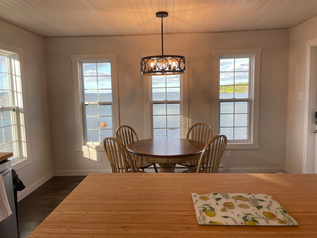 Oceanfront Clapboard Cottage