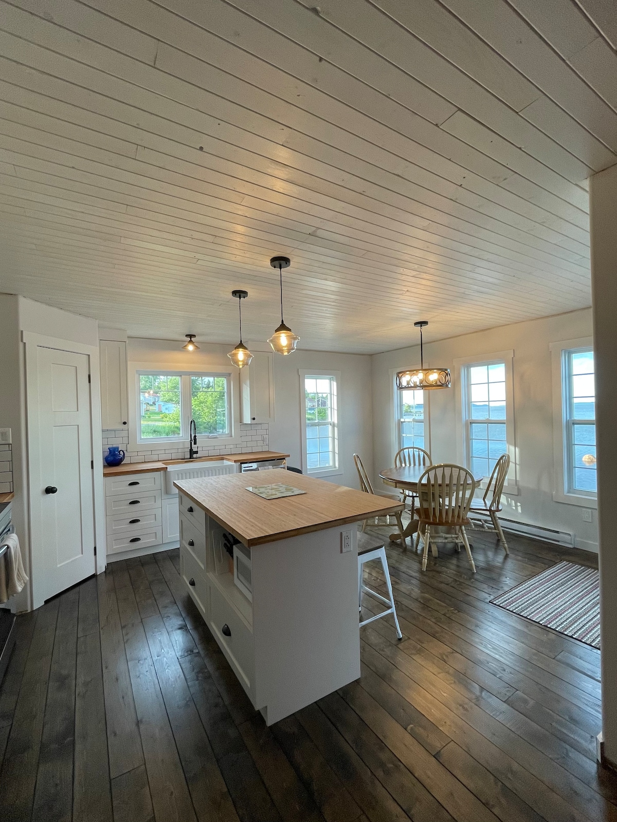 Oceanfront Clapboard Cottage