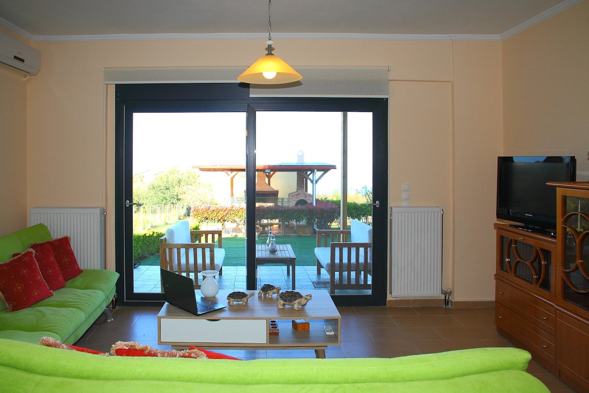 Comfy 1BD flat with Garden close to the Beach!