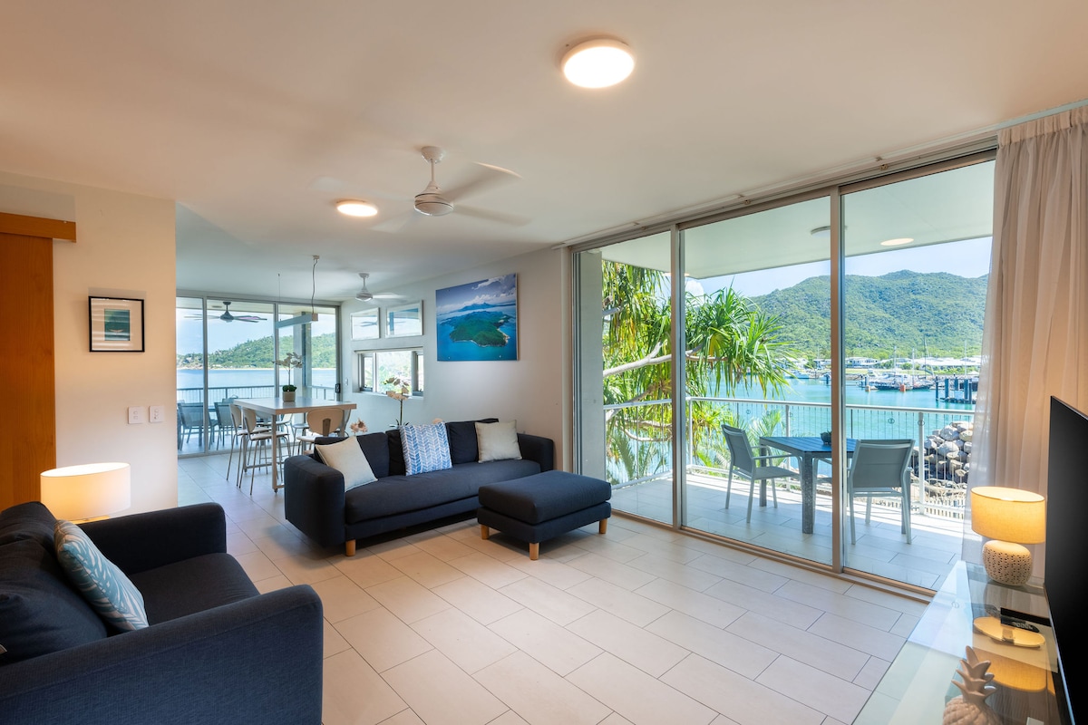 Stunning Three Bedroom Ocean View Apartment