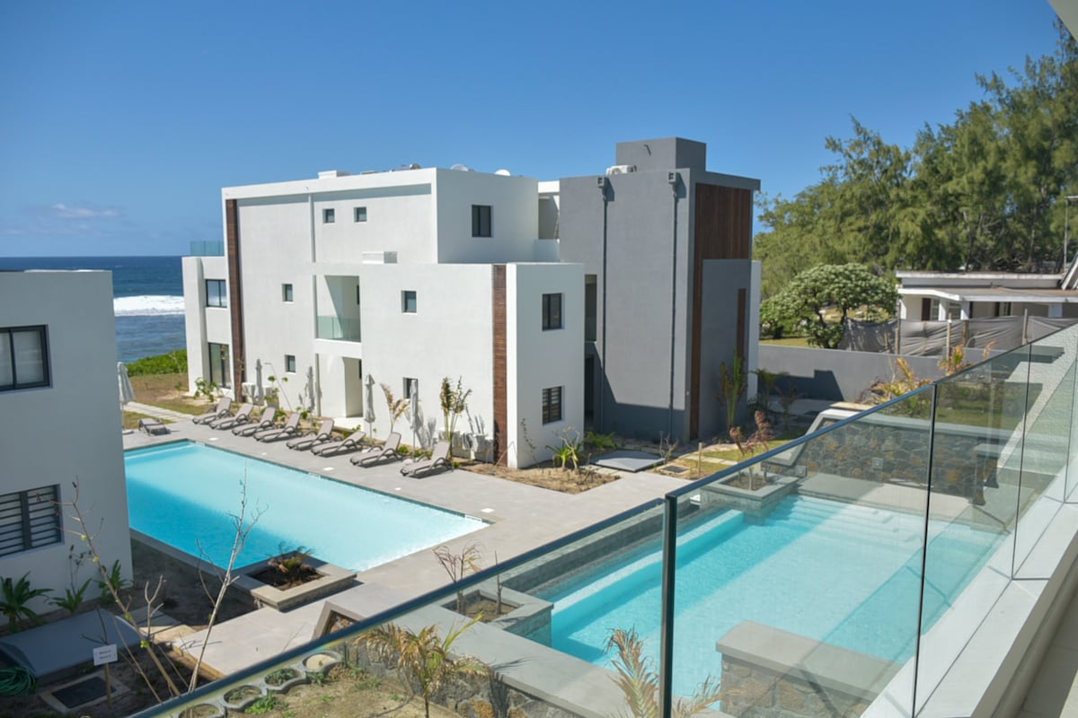 Eastern Blue Beachfront Villa