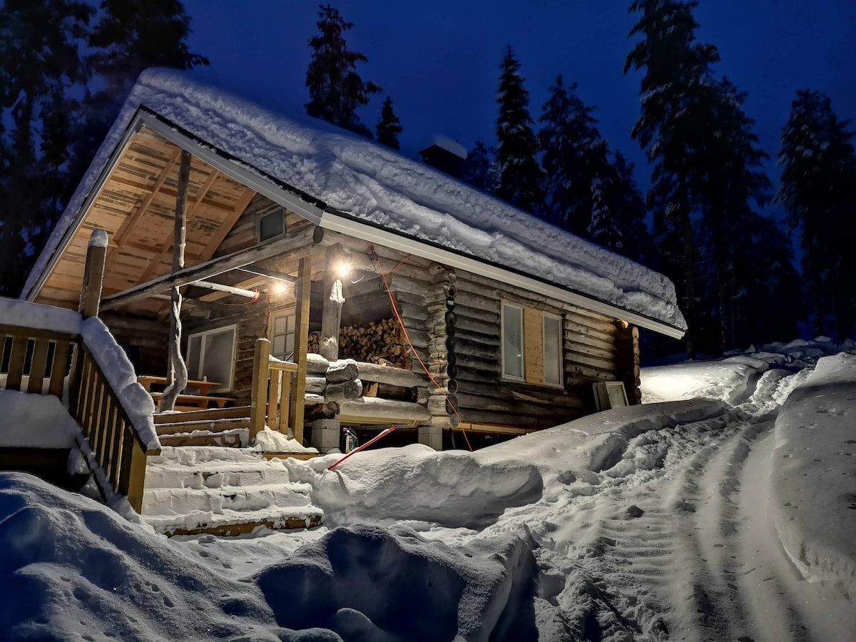 Cottage by the Muonio river for 6 person