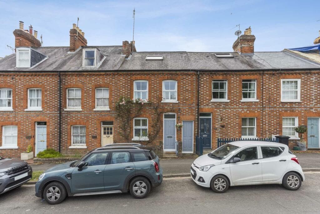 Charming House in Henley