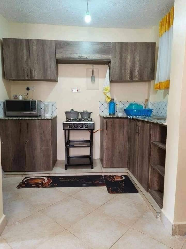 Canvas 1br next to enkare