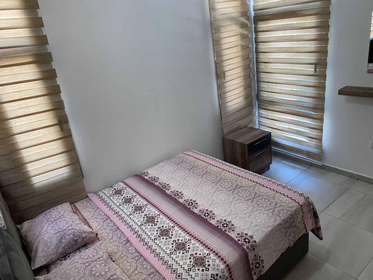 Girne/Zeytinlik  2+1 Havuzlu Büyük Teraslı Daire