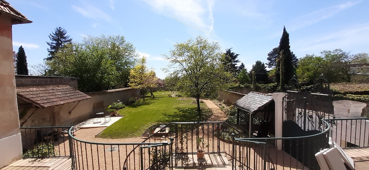 Maison familiale avec jardin