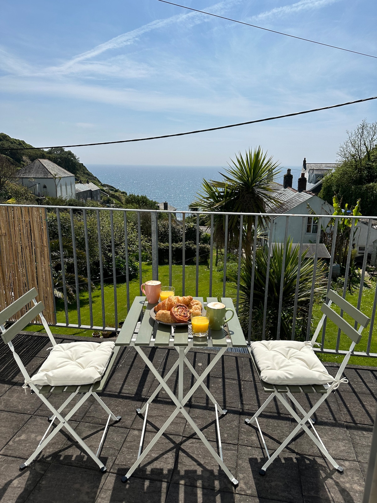 Seaview apartment in Portloe.