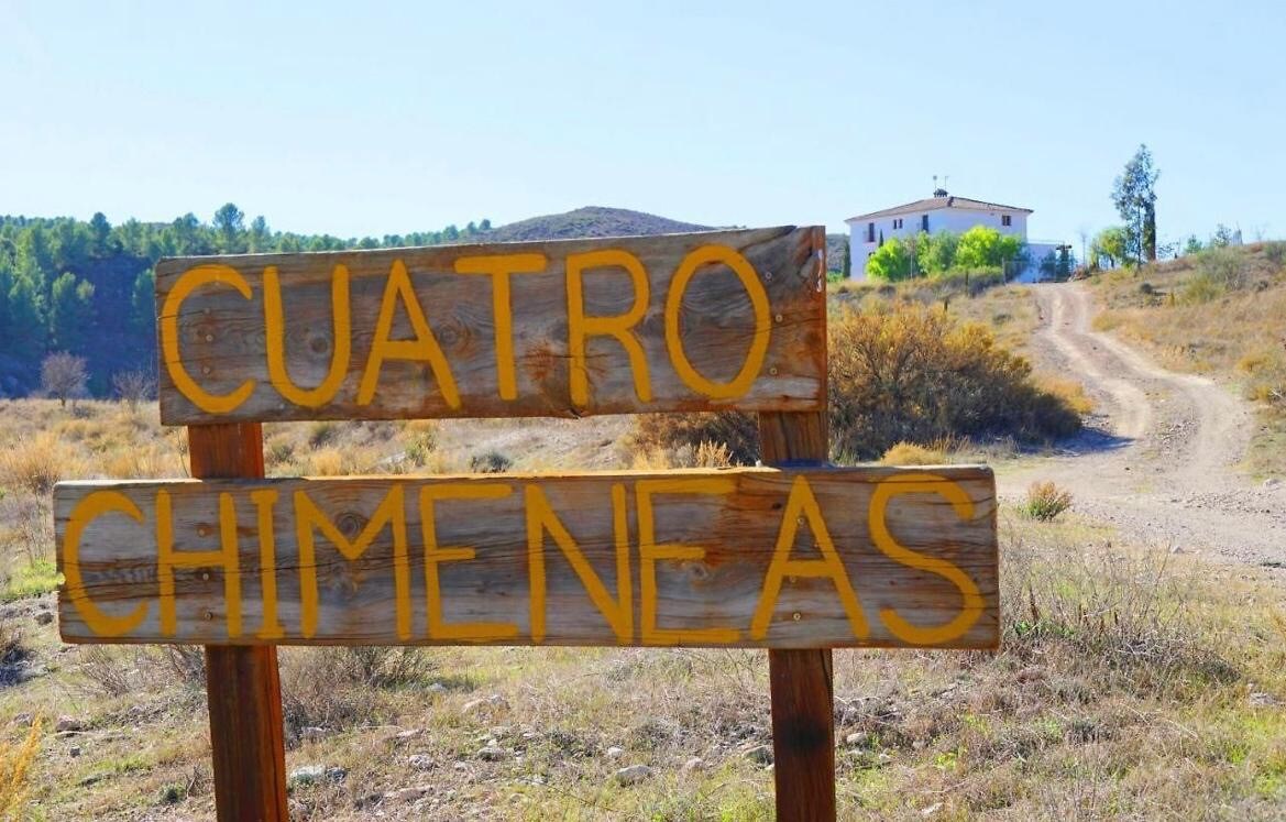 Casita Rural La Buhardilla-4chimeneas