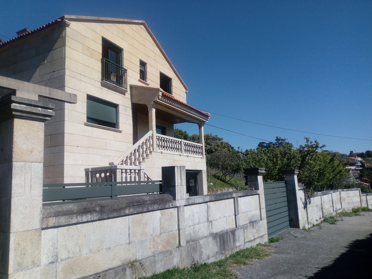 casa en Limens cangas