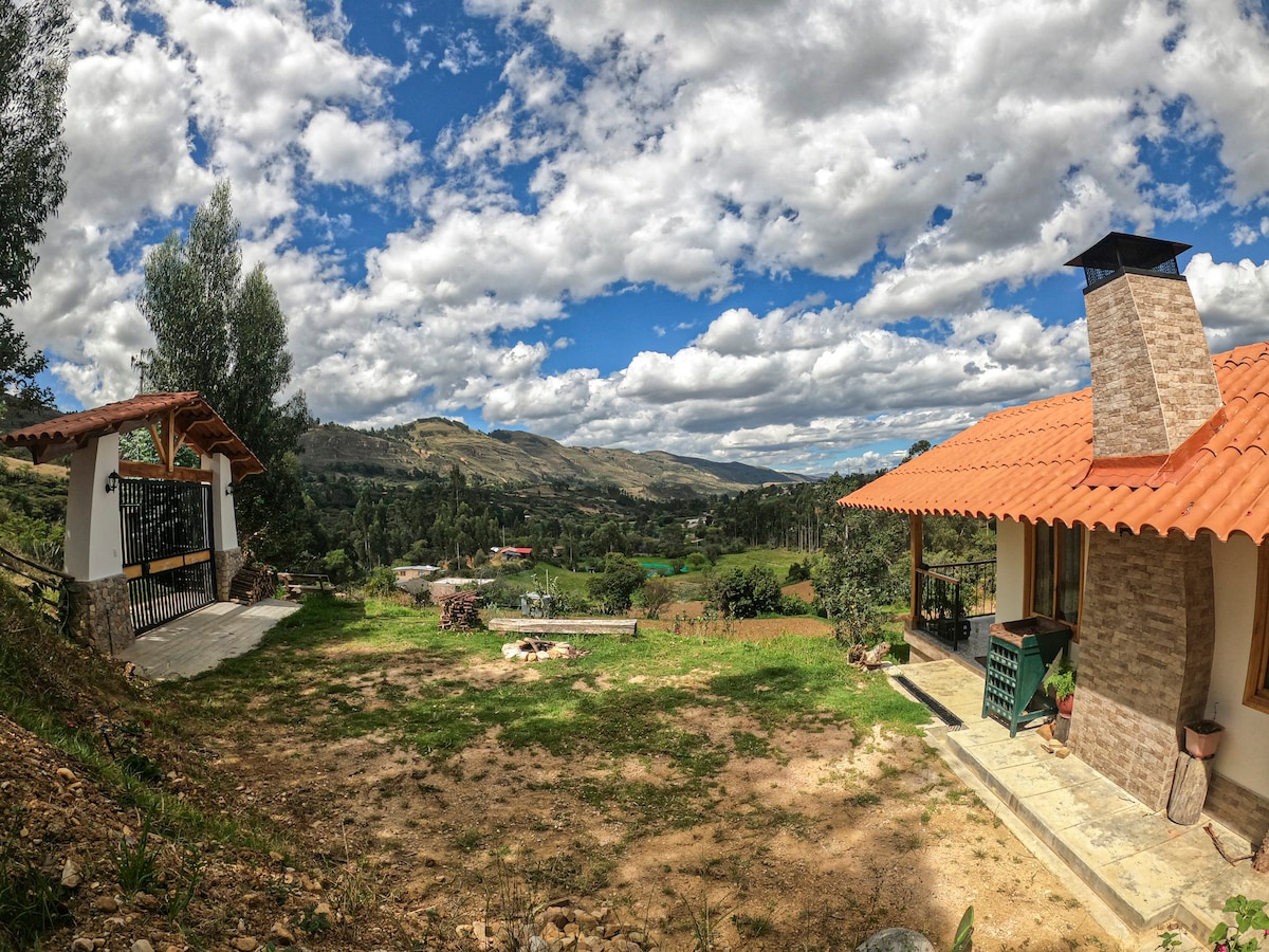 Habitación Cabaña:  Casa de campo en las montañas
