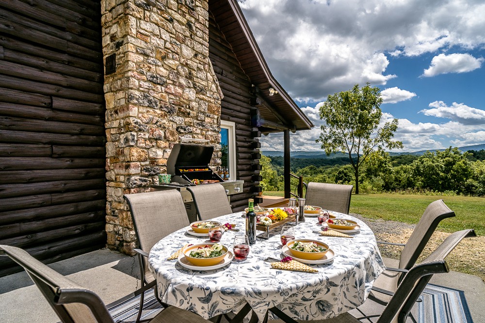 Ellie's Lodge: Beautiful Blue Ridge Mountain Views