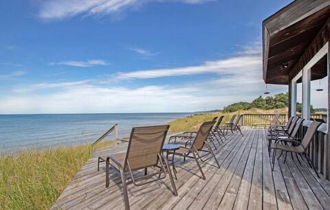 Octagon Cottage on Lake Michigan