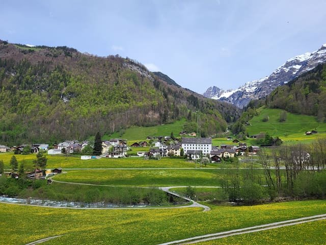 Glarus Süd的民宿