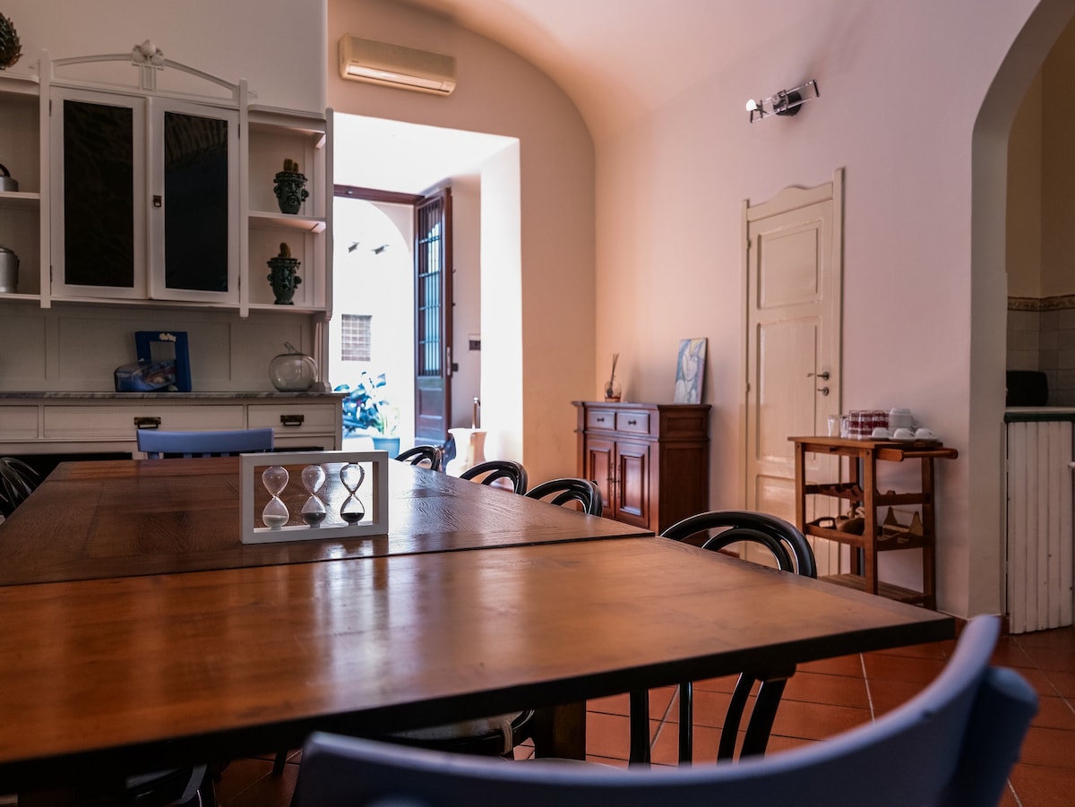 Umberto 25 - Guest House