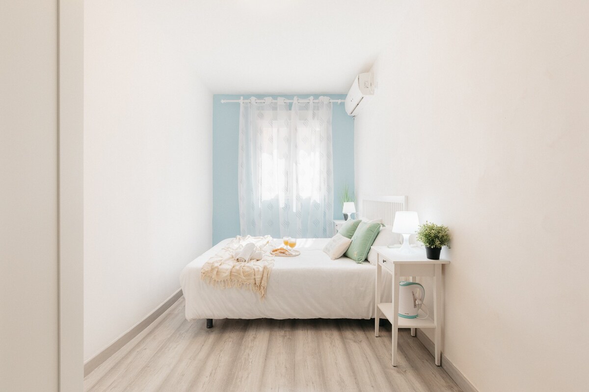 Pastel Dream | Center | Cozy