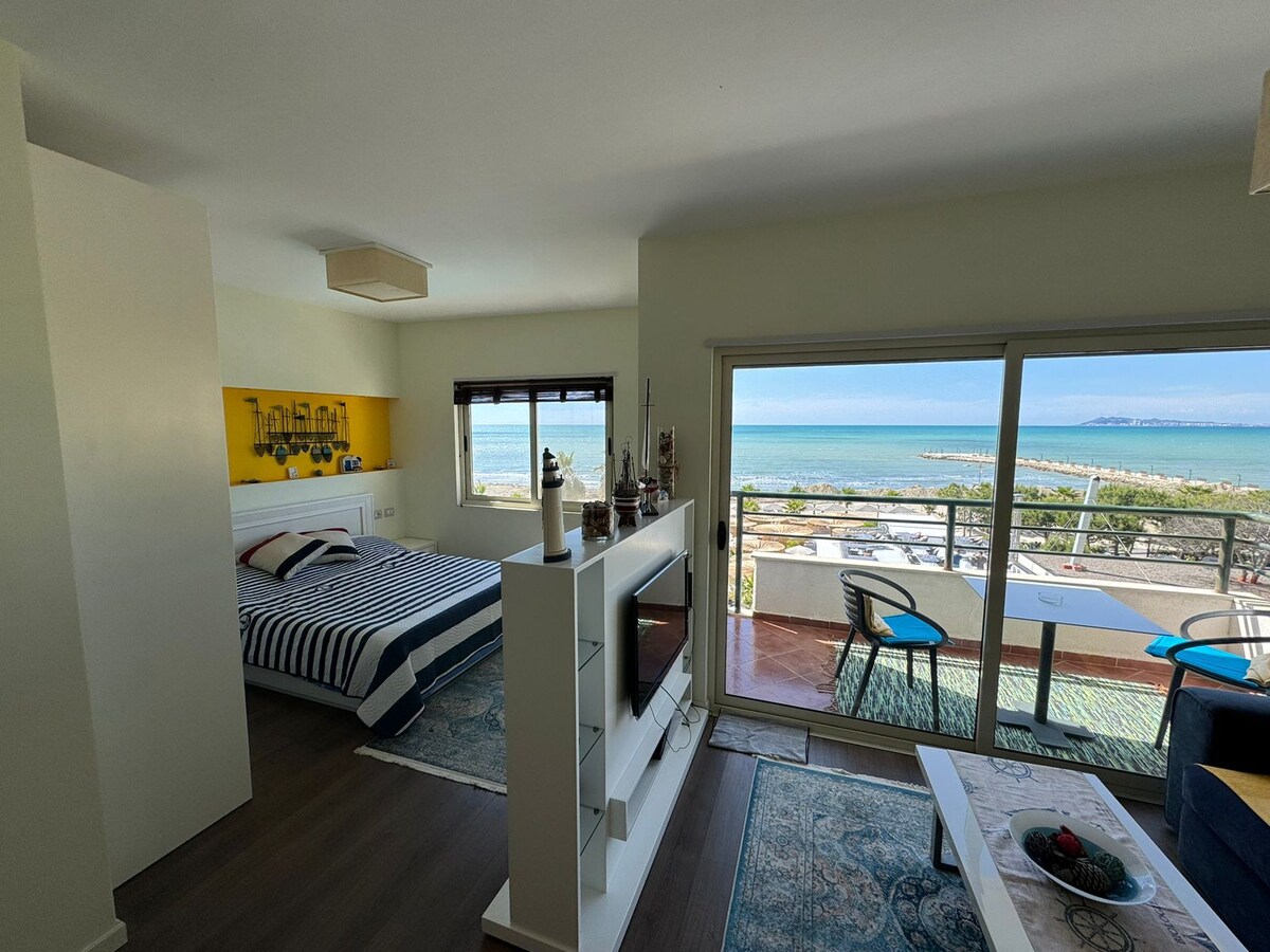 Comfort Suites 
*One-Bedroom Apartment Sea View*