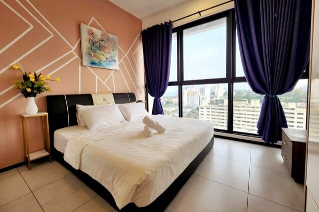 Urban Zenith Suites # 3BR