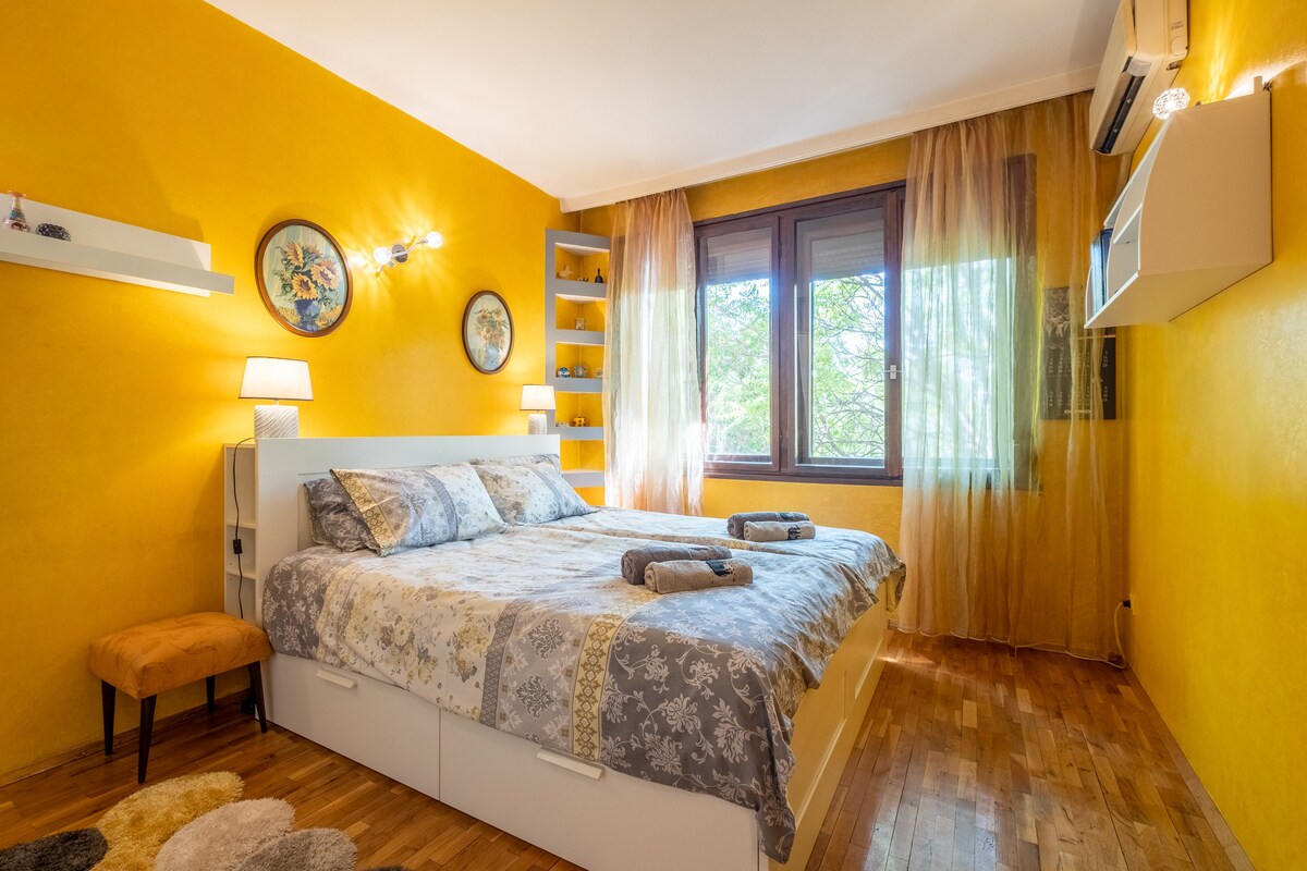 保加利亚风格宁静的1卧室公寓。