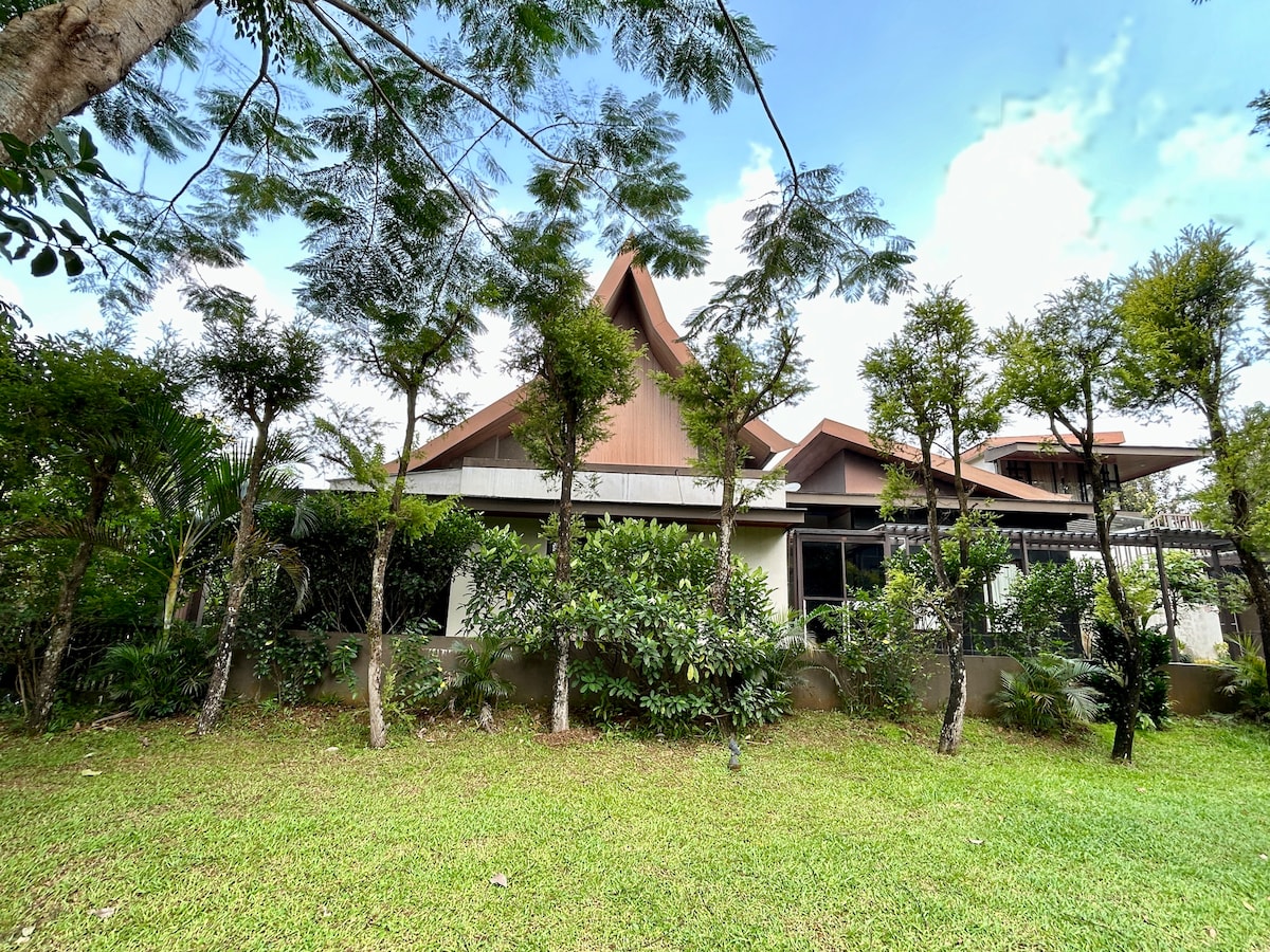 Garden Villa 3BR Vimala Hills