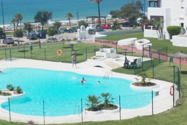 BARROSA SPETRI CHICLANA. FRONT SEA PISCINA WIFI