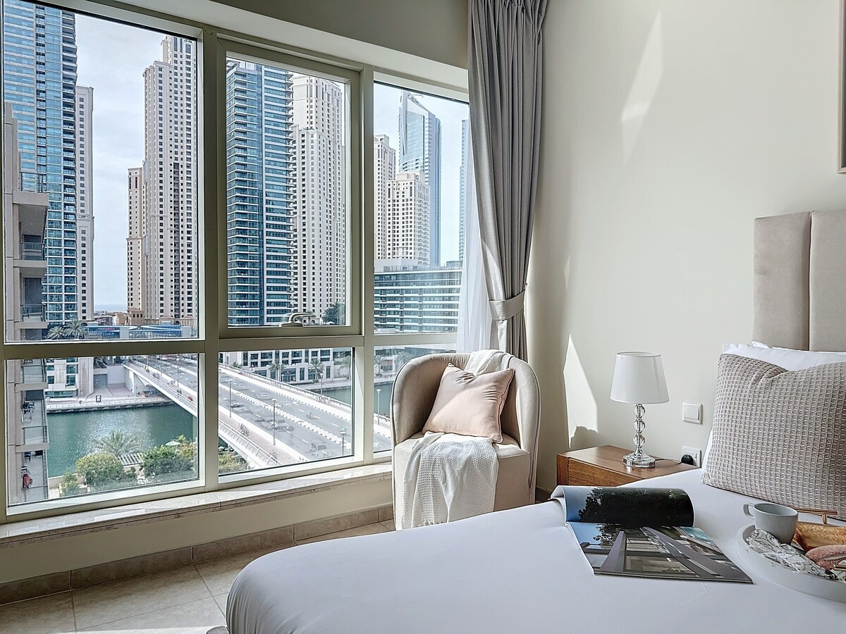 Luxurious 3BR in Dubai Marina with Study