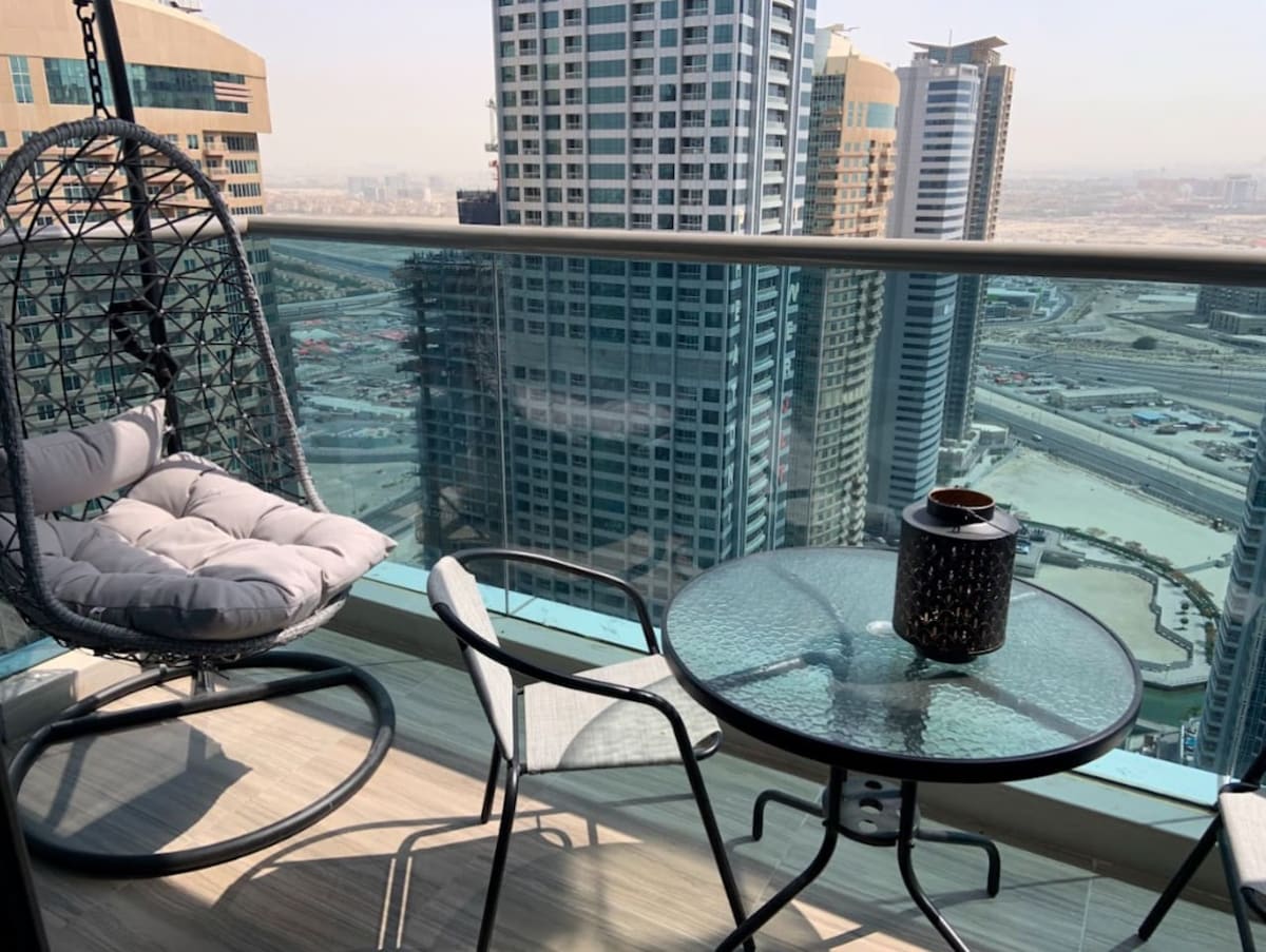 Peaceful one bedroom apartment in JLT