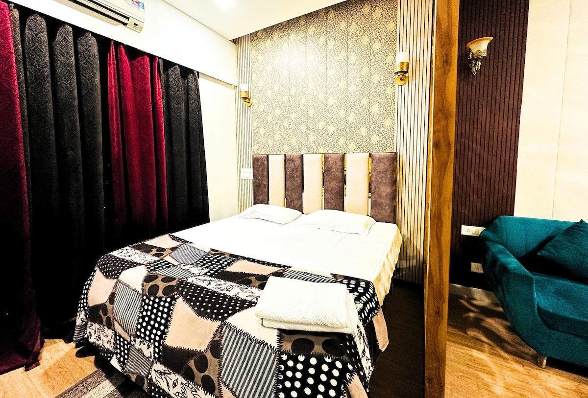 Green Room For Stay In Noida OMG