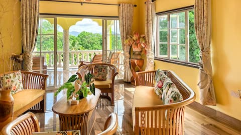 La Villa des Fleurs 3 - 8 personnes