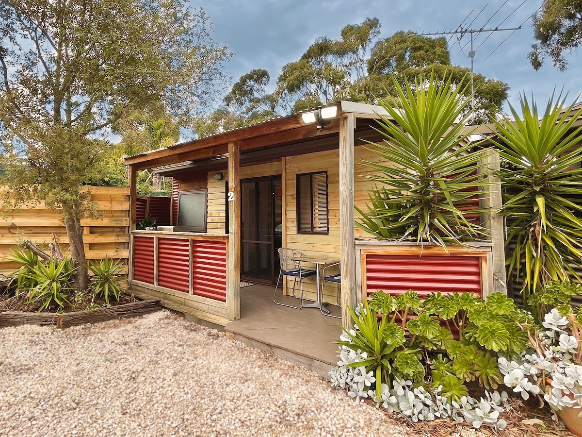 Ocean Grove Deluxe Spa Cabin