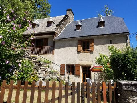 Grand gîte 16 pers. en 2 maisons