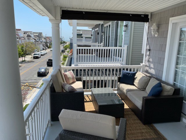 Ocean City 4 bedroom w/Ocean views!