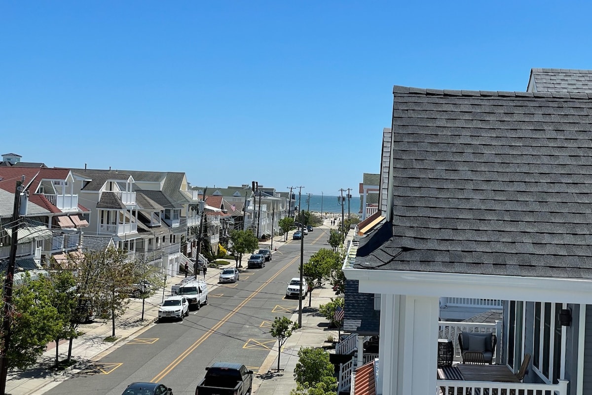 Ocean City 4 bedroom w/Ocean views!