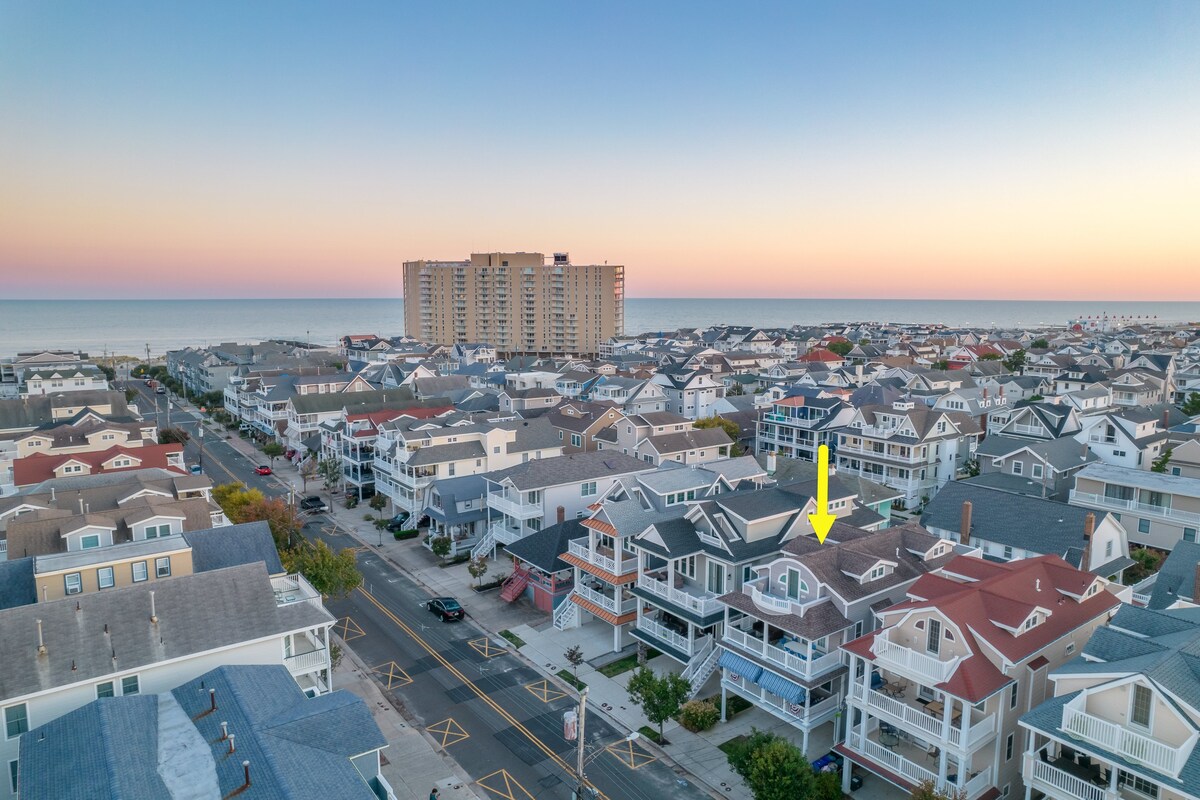 Ocean City 4 bedroom w/Ocean views!