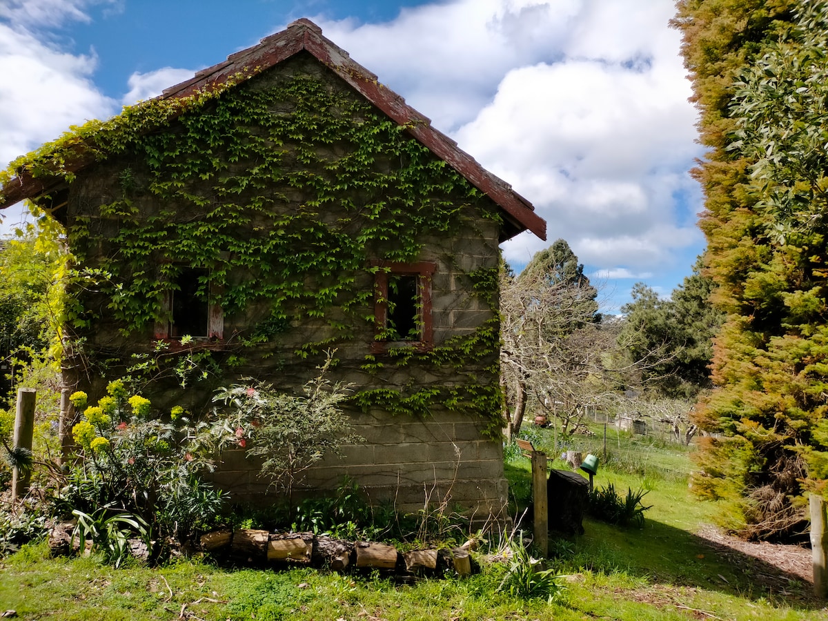 小山羊浪漫农场别墅（ Romantic Farm Cottage ）