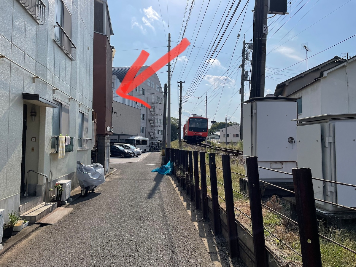 生活便利な松山市のど真ん中。安さが魅力！ 道後温泉まで路面電車で約20分。