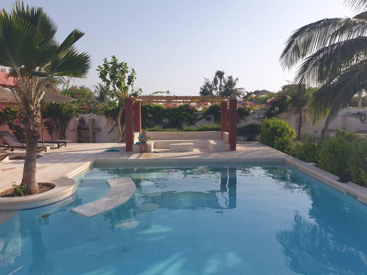 Villa avec piscine entre plage et le Sine Saloum