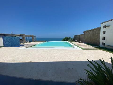 Villa exclusiva, privada y segura, castillo salgar