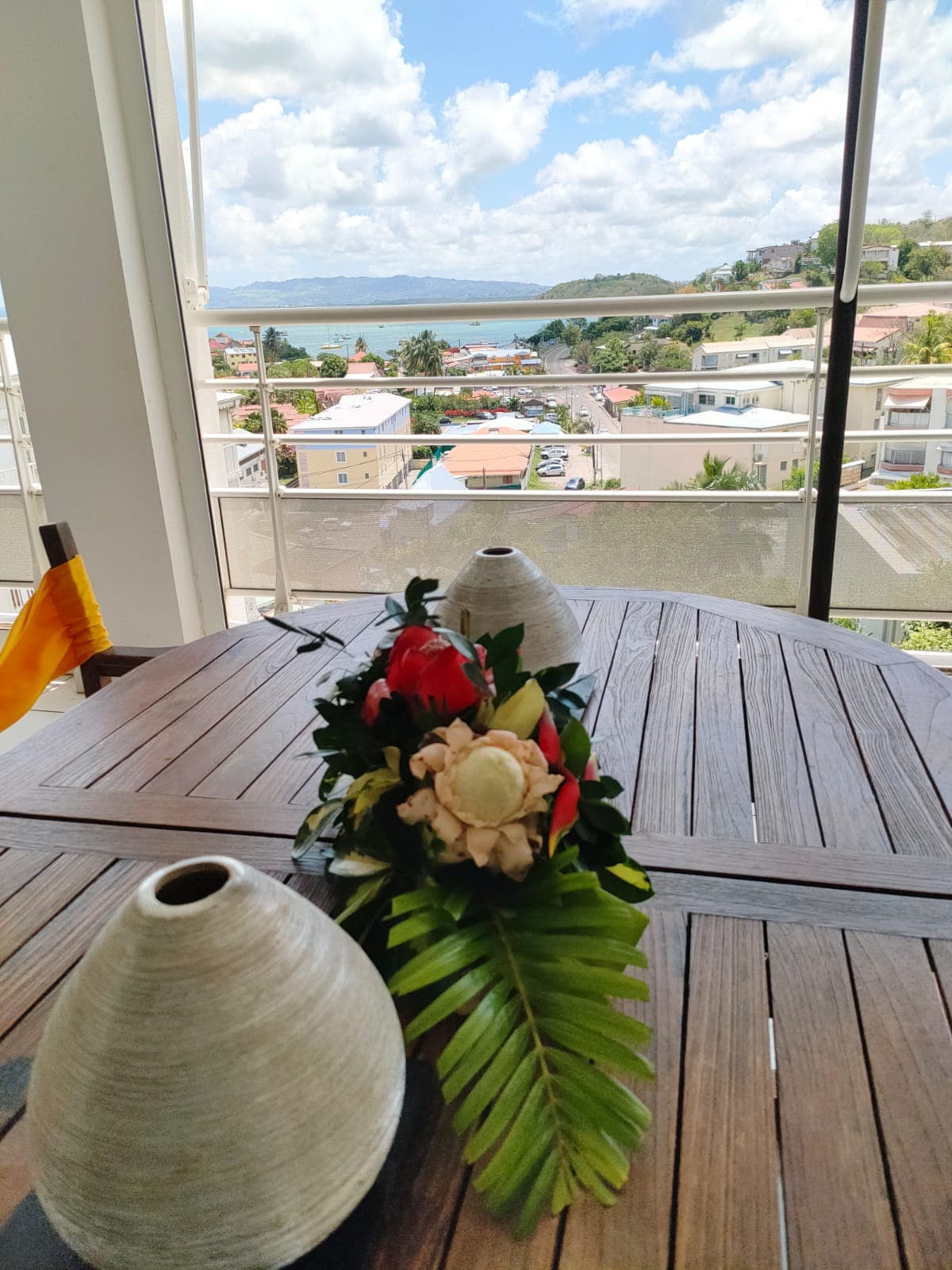 F3 Anse Mitan Piscine vue mer 5mn de la plage