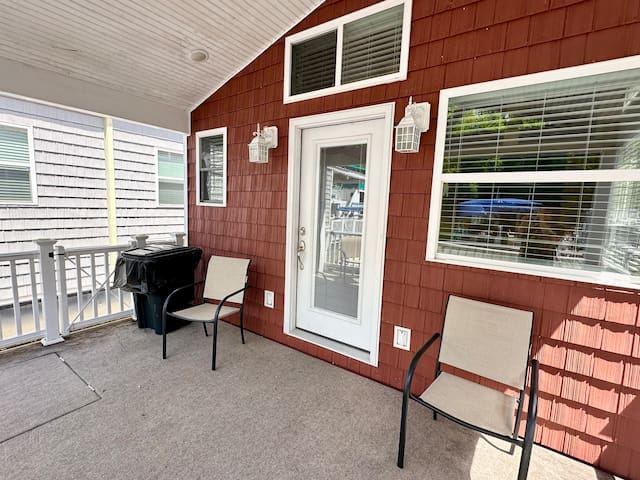 Lee's Ford Marina managed Airbnb listing 3